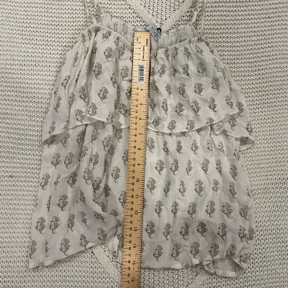 TILLY’S RUFFLE TANK - Picture 4 of 4